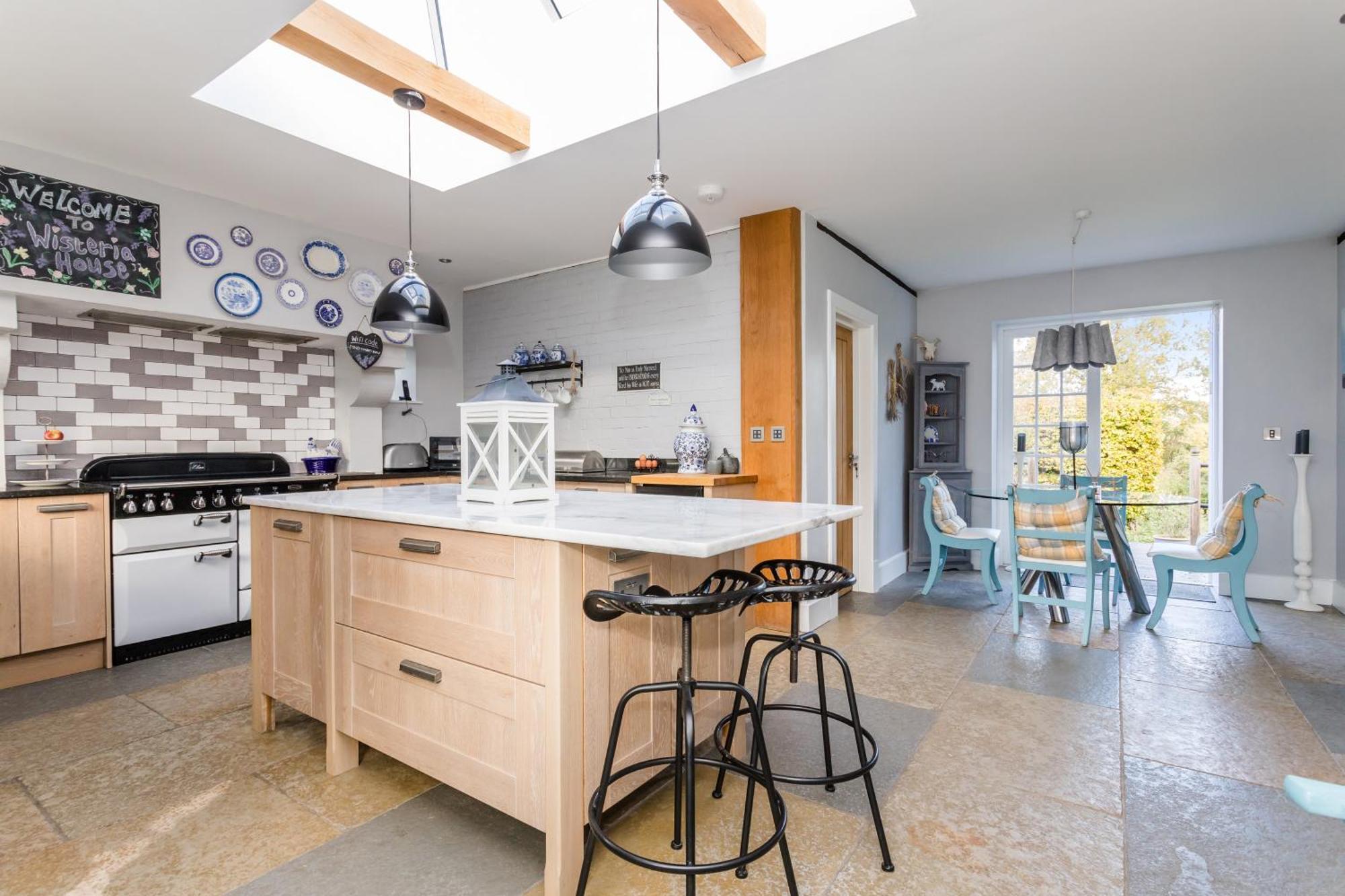 Pretty Country Home Dog Friendly On Request Henfield Экстерьер фото